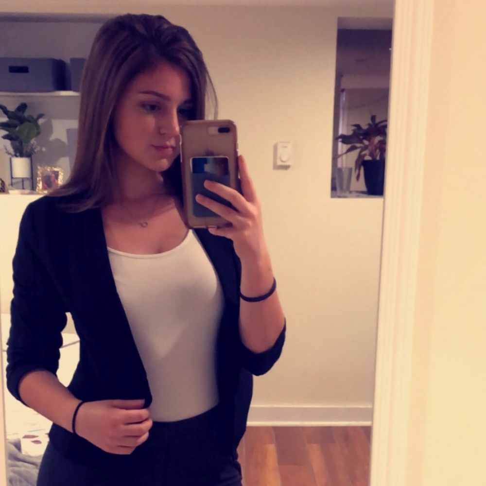 Meet your Posher, Mirren